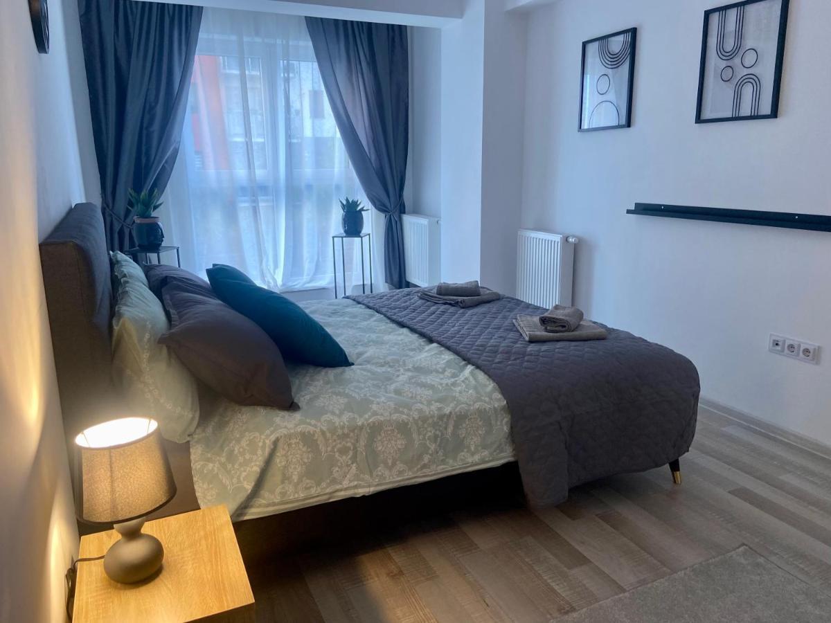 Divany Apartaments - Coresi Mall Brasov Luaran gambar
