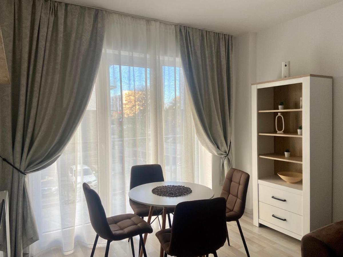 Divany Apartaments - Coresi Mall Brasov Luaran gambar