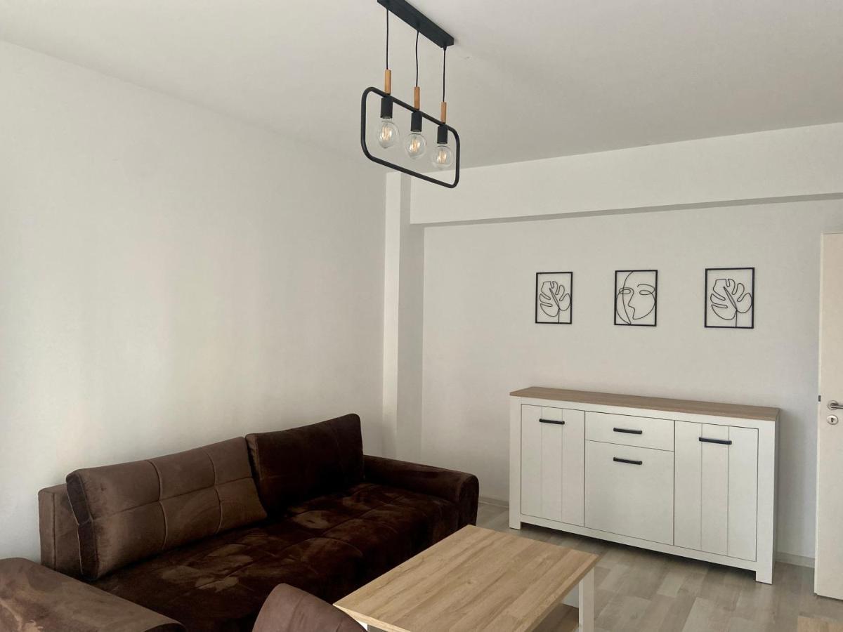 Divany Apartaments - Coresi Mall Brasov Luaran gambar
