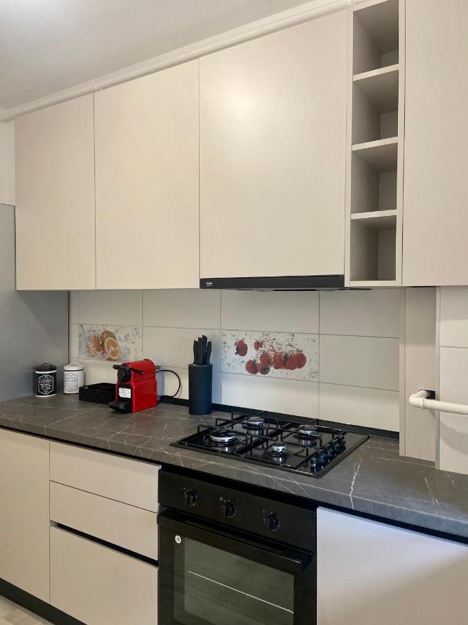 Divany Apartaments - Coresi Mall Brasov Luaran gambar