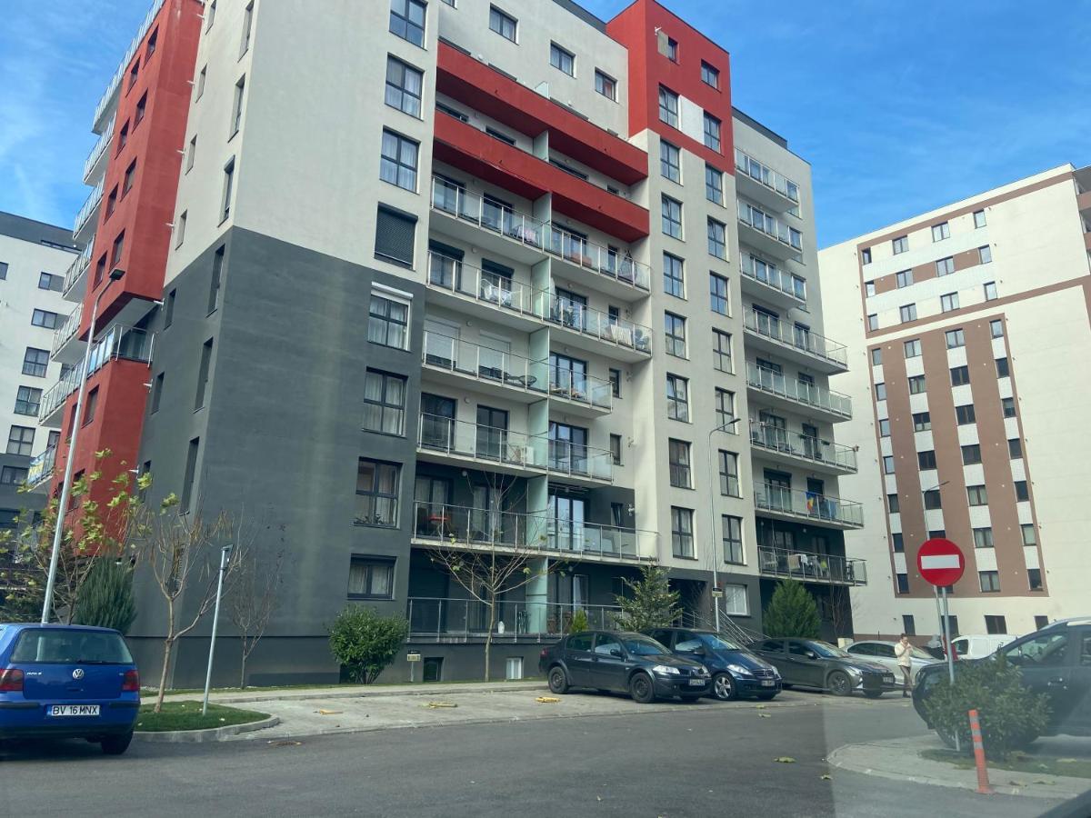 Divany Apartaments - Coresi Mall Brasov Luaran gambar